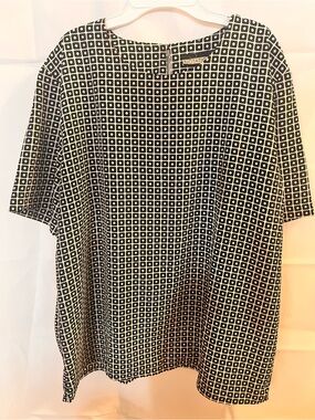 Notations Black and White Geometric Short Sleeve Men's Shirt